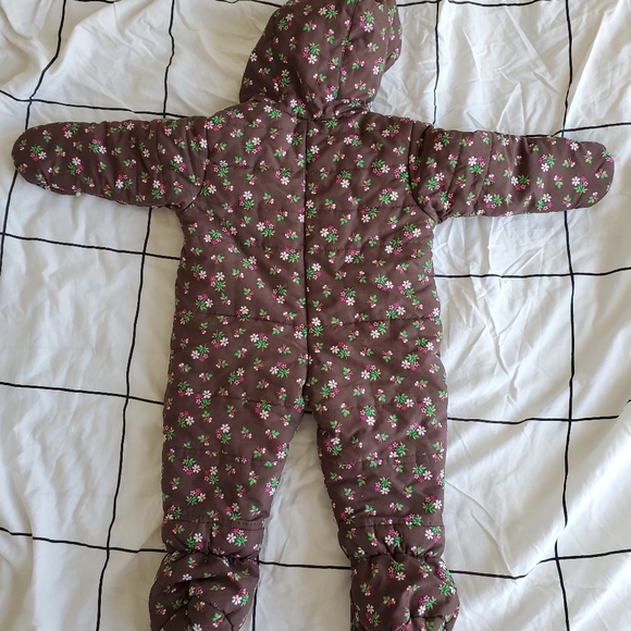 Oshkosh B'gosh Winter Snowsuit Size 12 Months - Picture 2 of 7